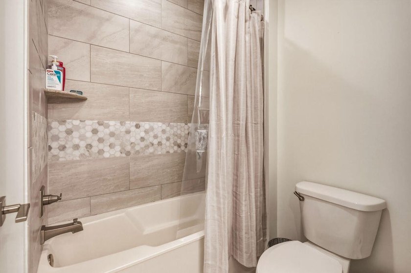 MUST SEE in Church Street Village, this beautifully maintained - photo 27