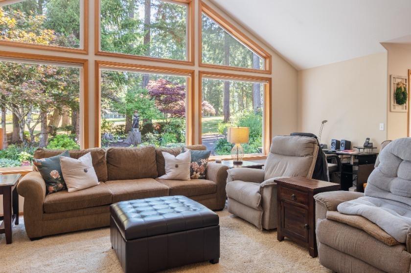 Golf Course Home - Manicured and Updated - photo 37