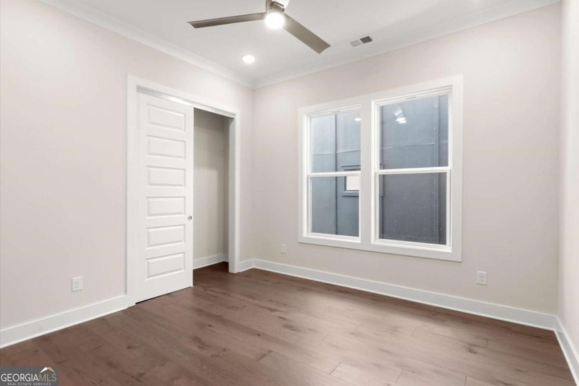 The Emery Gable offers luxury, flexibility, and incredible - photo 27