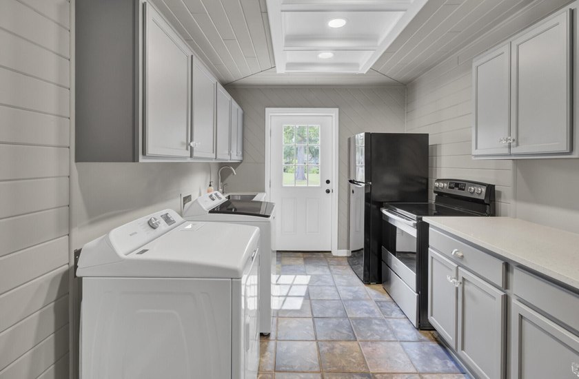 Live the Lake Lifestyle without paying the lakefront price - photo 37