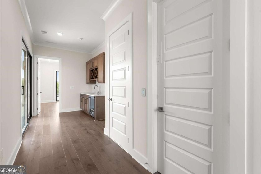 The Emery Gable offers luxury, flexibility, and incredible - photo 39