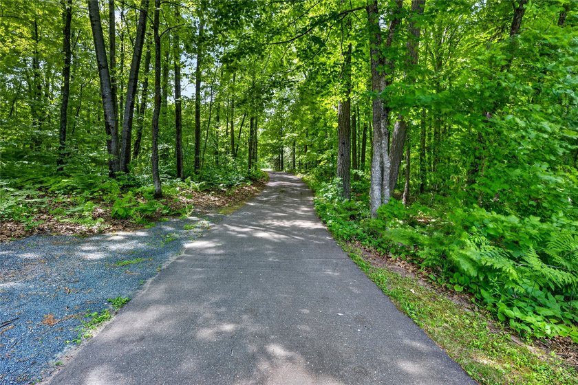 Like new, extensively remodeled Long Lake Retreat! Experience - photo 49