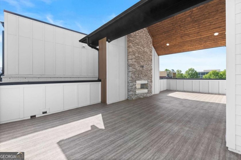 The Emery Gable offers luxury, flexibility, and incredible - photo 50