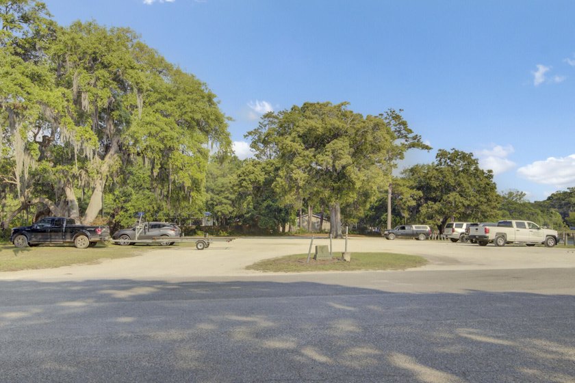 Live the Lake Lifestyle without paying the lakefront price - photo 56