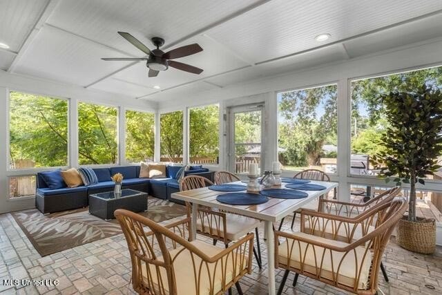 Turnkey Gulfport Pool Home - 4BR/3BA with Sunroom &amp; Game Room - photo 3