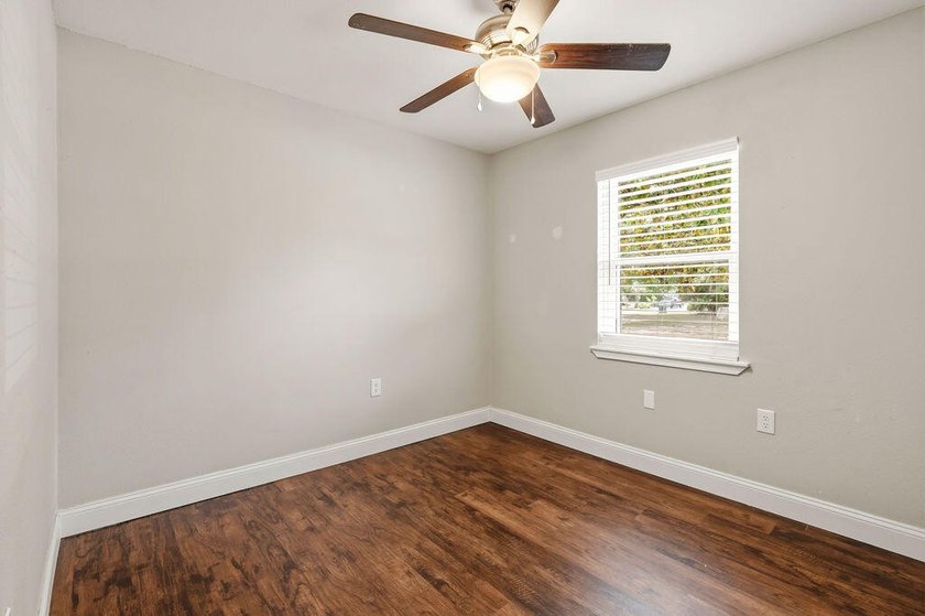 NEW PRICE: $325,000! Experience complete peace of mind in this - photo 20