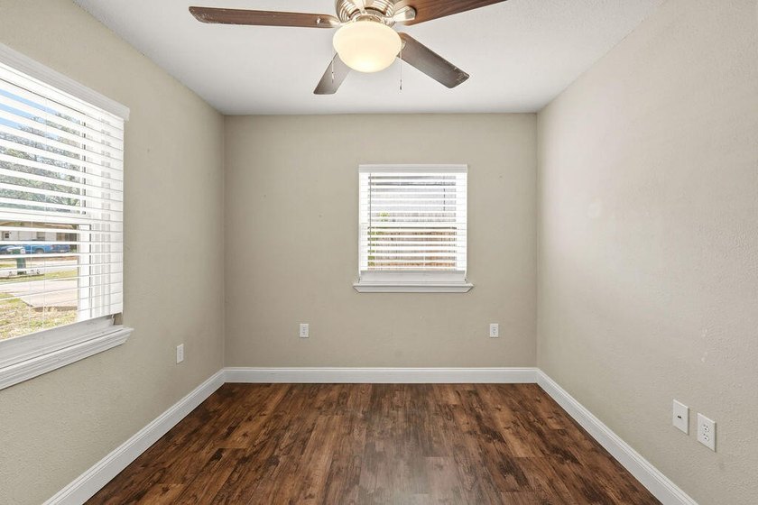 NEW PRICE: $325,000! Experience complete peace of mind in this - photo 24