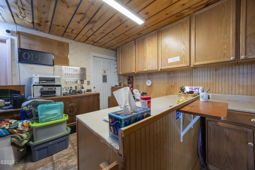 A 22-unit hotel property with an existing restaurant/cafe space - photo 33