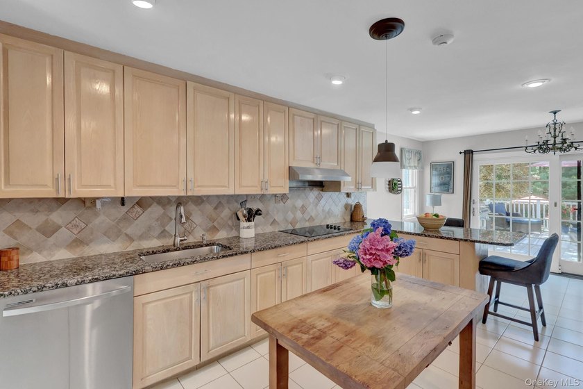 Welcome to 121 Old Field Rd, Huntington-a rare opportunity in - photo 9