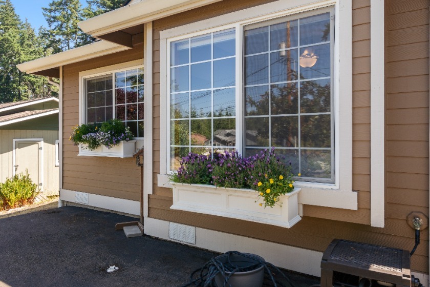 Golf Course Home - Manicured and Updated - photo 20