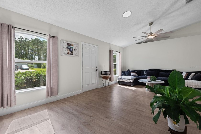 Welcome home to this GORGEOUS fully renovated property at 24 - photo 8