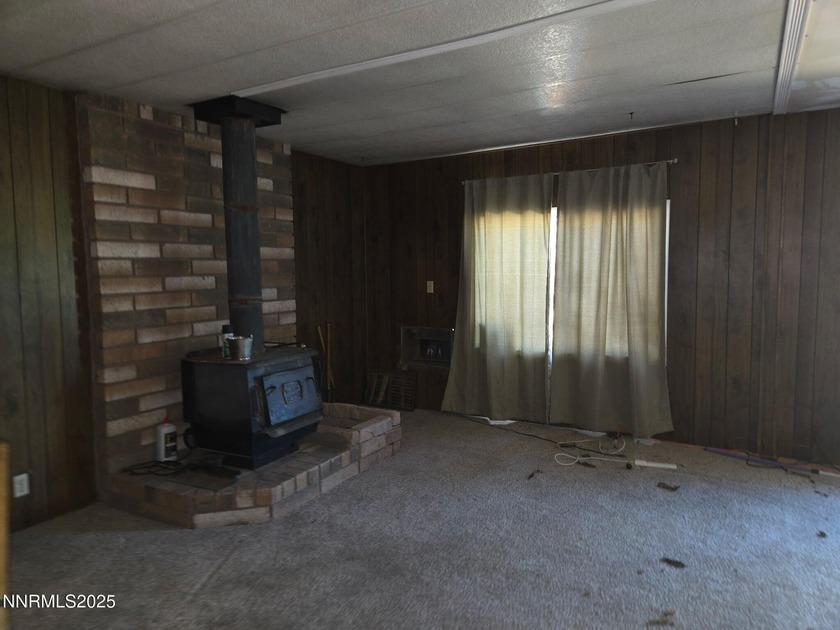Enjoy the peace and quiet of Topaz Ranch Estate living. This - photo 11