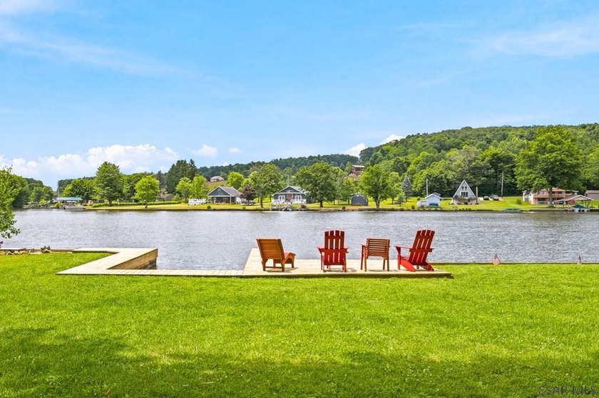Welcome to your fully renovated Lake Stonycreek retreat! This - photo 11
