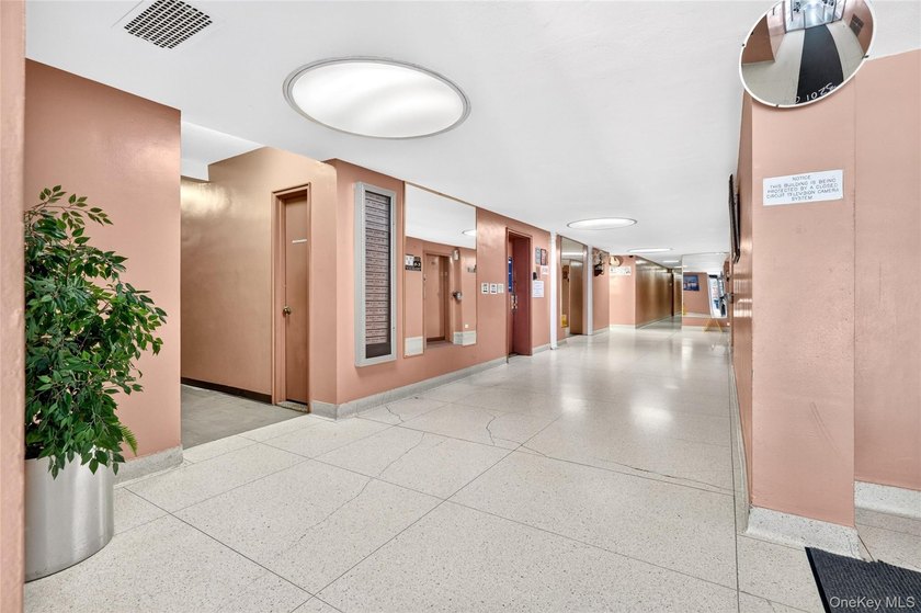 *SPONSOR SALE* NO BOARD APPROVAL! Welcome to the fully renovated - photo 2