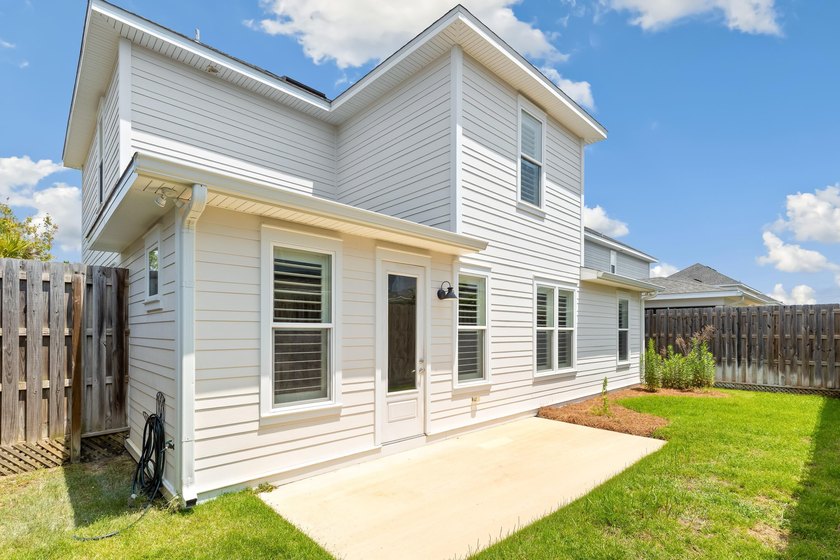 Now Available! This spacious home is situated on a premium lot - photo 25
