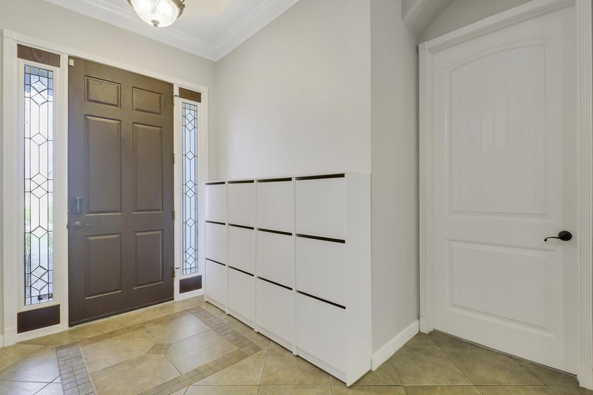 Welcome to 4225 SW Ragen Street - a beautifully updated - photo 5