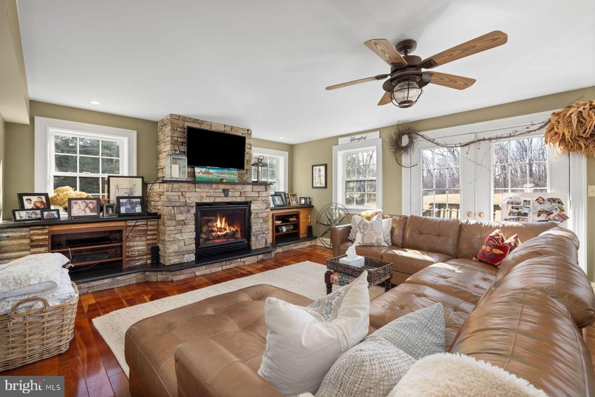 Motivated seller! Bring all offers! Step into timeless elegance - photo 28