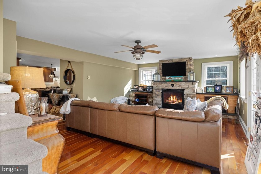 Motivated seller! Bring all offers! Step into timeless elegance - photo 30