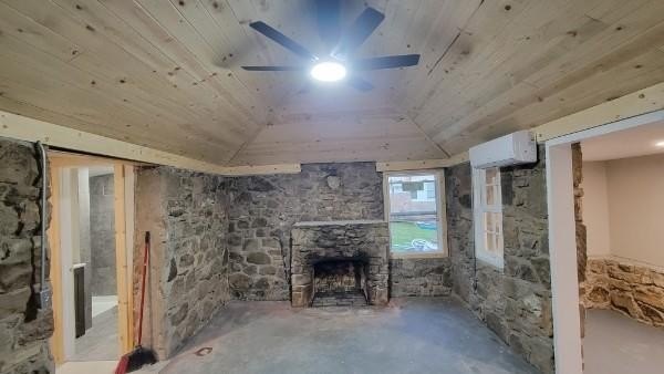 Escape to lake life with this charming retreat just seconds from - photo 3