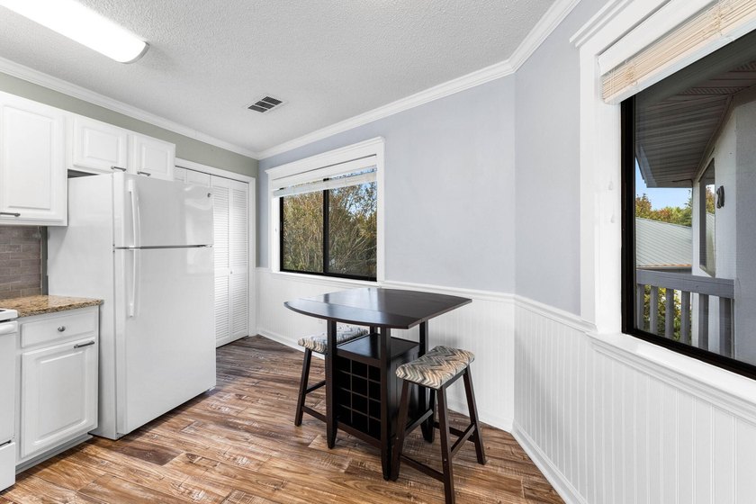Fully Renovated Beach Condo/Prime Investment with Strong Rental - photo 12