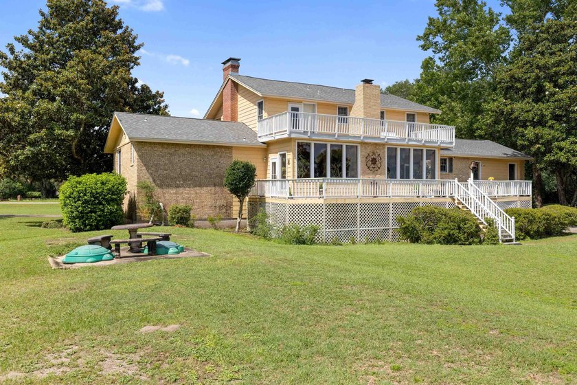 Experience the charm and character of a timeless Lake Jackson - photo 48
