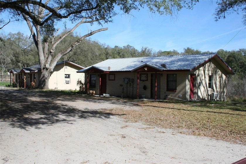 *Real Estate Only* Convenience Store (presently Leased for next - photo 2