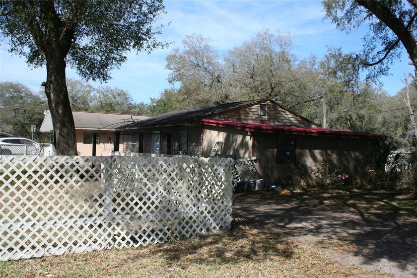 *Real Estate Only* Convenience Store (presently Leased for next - photo 3