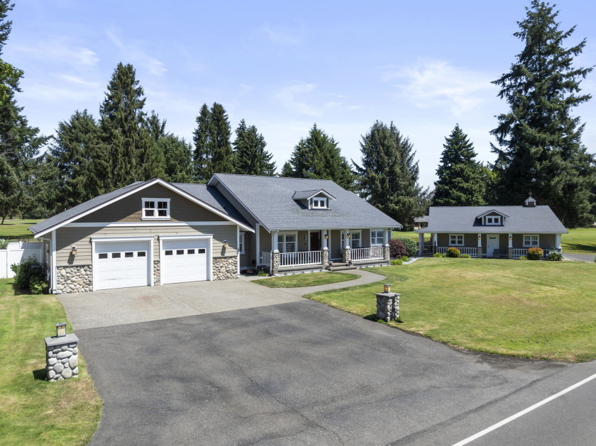 Luxury Golf Living + Dream Shop in Olympia, WA - photo 2