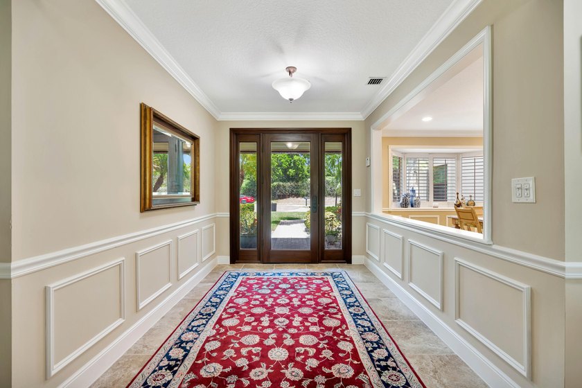 Located on quiet cul-de-sac in Thurston. This 3 bedroom, 3.5 - photo 2