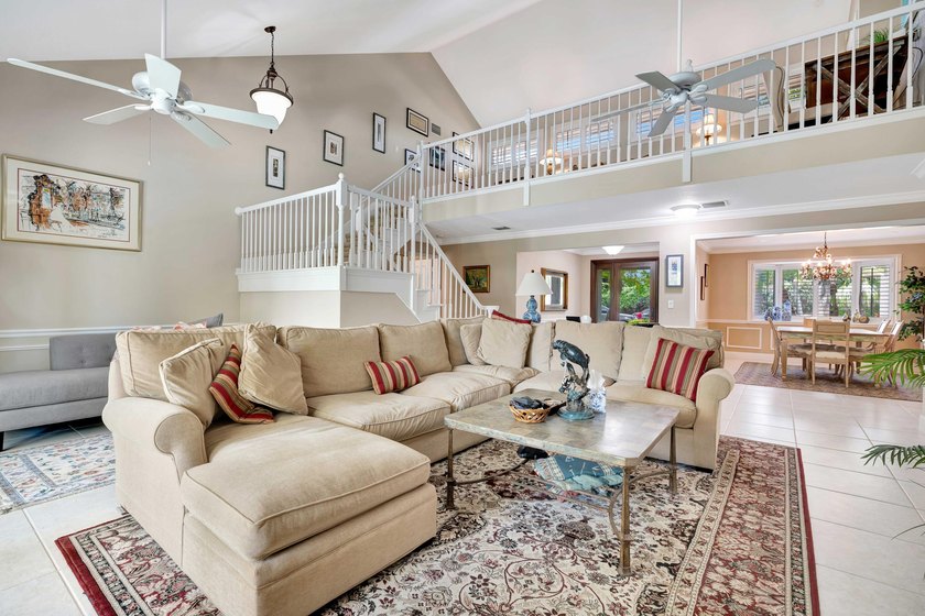 Located on quiet cul-de-sac in Thurston. This 3 bedroom, 3.5 - photo 5
