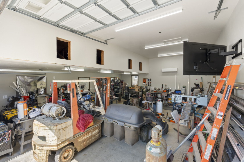 Luxury Golf Living + Dream Shop in Olympia, WA - photo 43