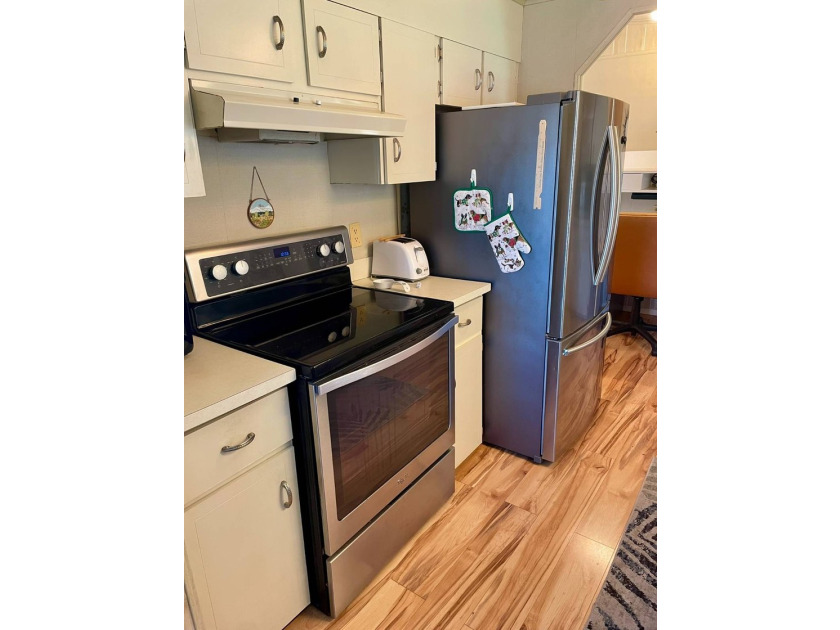 Swiss Village / Lot #17 / 2 Bedroom/Bath / 1,290 Sq. Ft. / PRICE - photo 14