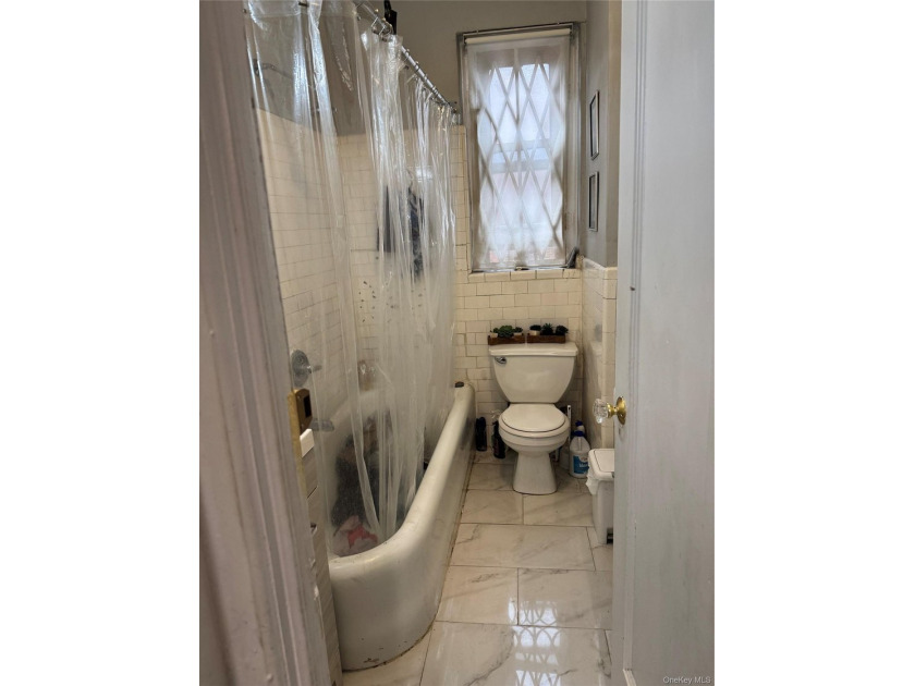 Welcome 2922 Barnes Ave Unit 6L. This charming one bedroom coop - photo 10