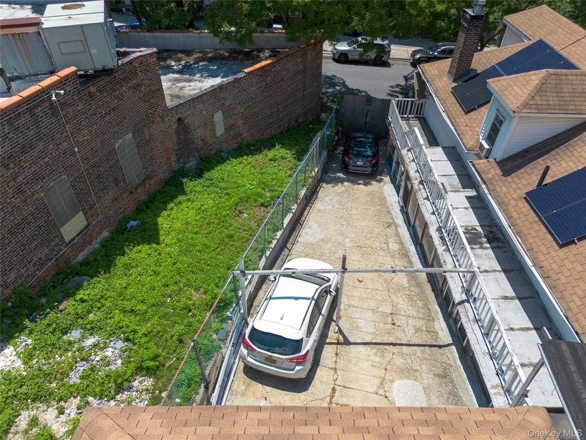 Rare development opportunity located in the Highbridge section - photo 2