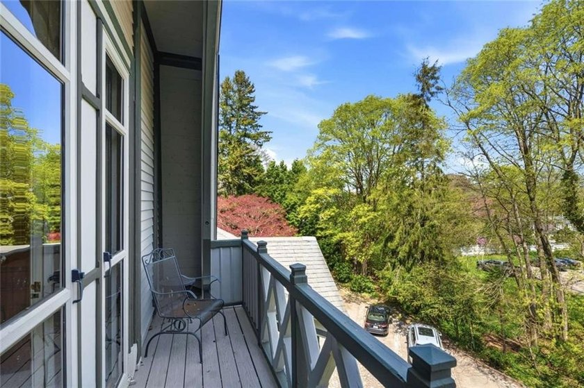Welcome to The Hedges - Newport Living at Its Finest Built in - photo 12