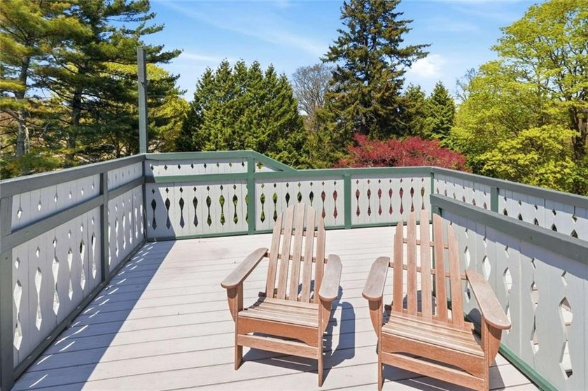 Welcome to The Hedges - Newport Living at Its Finest Built in - photo 16