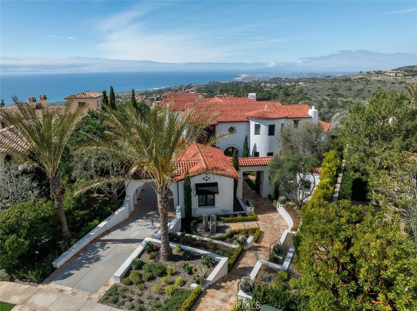 Nestled within the exclusive custom homesite gates of Crystal - photo 4