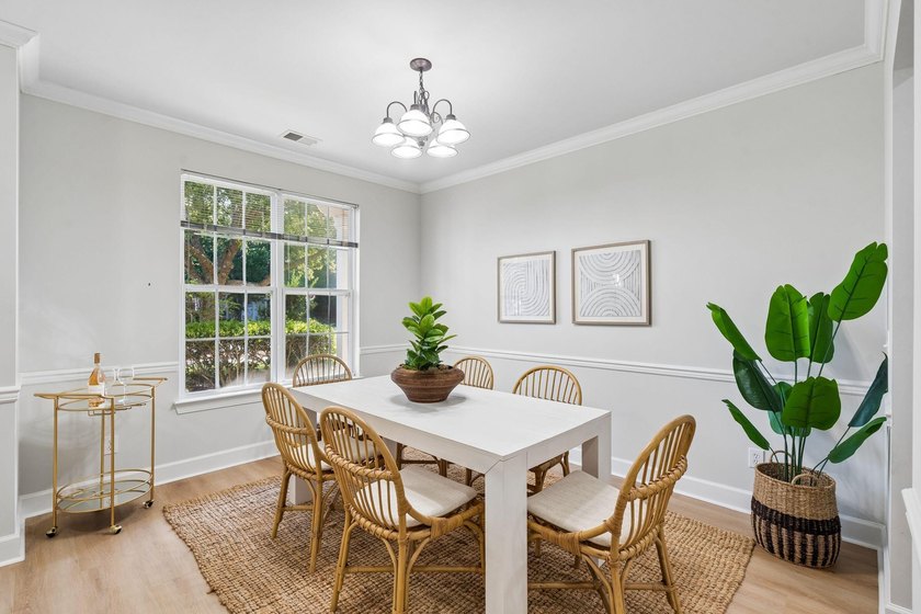 Welcome to 3065 Sugarberry Lane - priced below market value and - photo 3