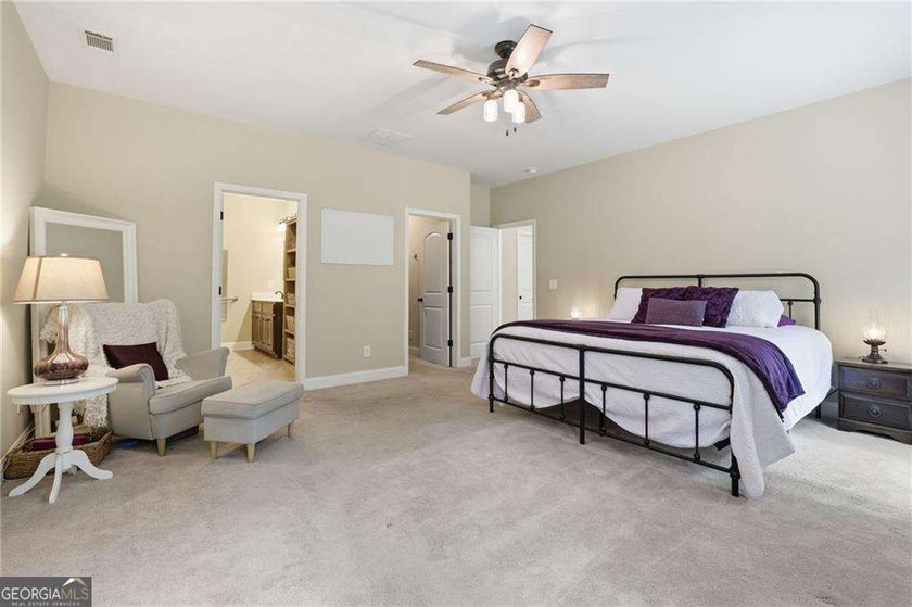 Nestled on a private lot in the quiet Lake Allatoona community - photo 21