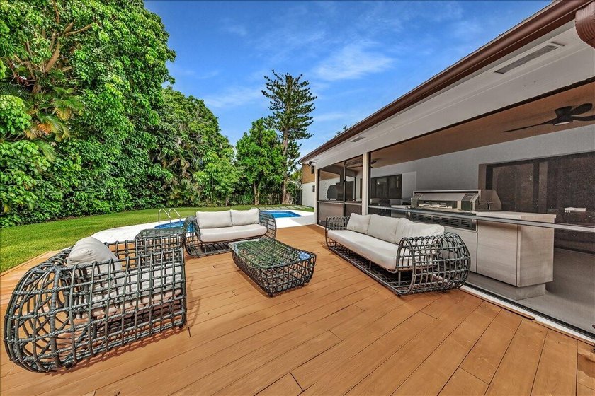 Experience refined European contemporary design in this fully - photo 38