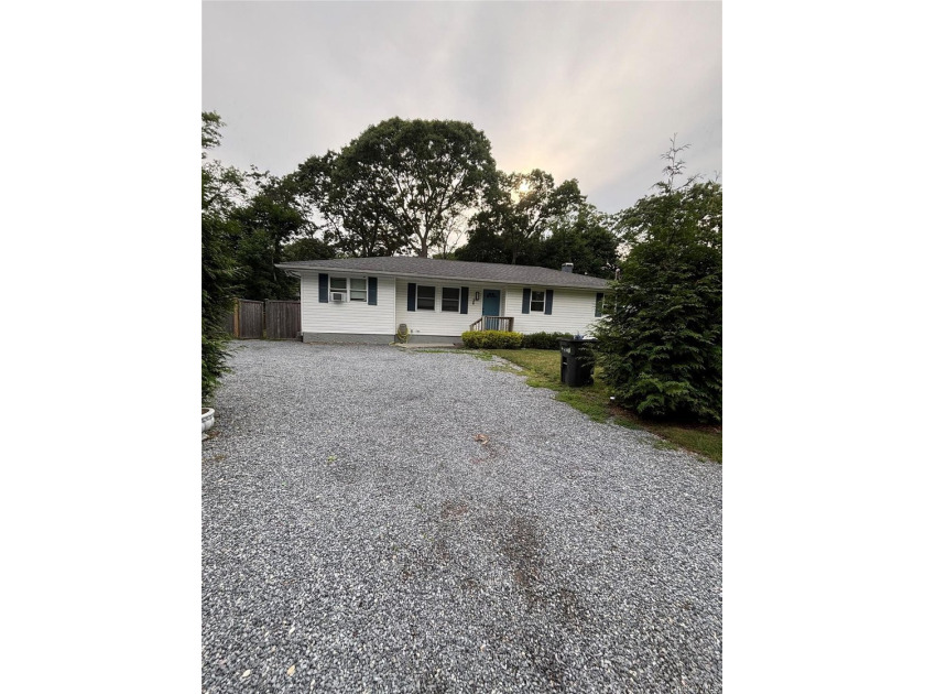 Listing photo