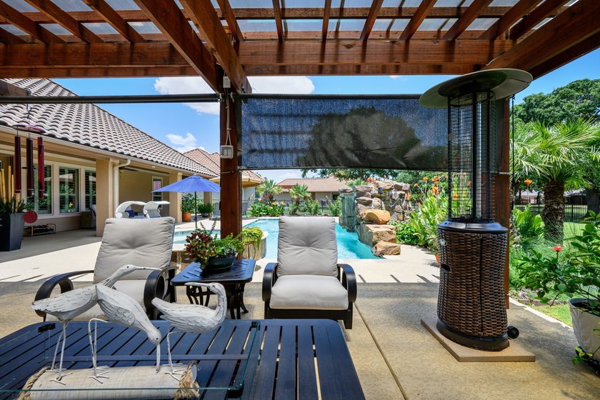 Tucked inside the coveted Catalina Bay waterfront community - photo 8