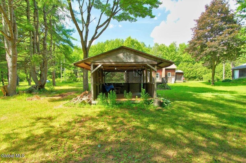 Bring your vision and make this charming 1928 bungalow your own! - photo 41