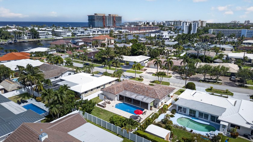 Experience Spectacular Florida living in this beautifully - photo 48