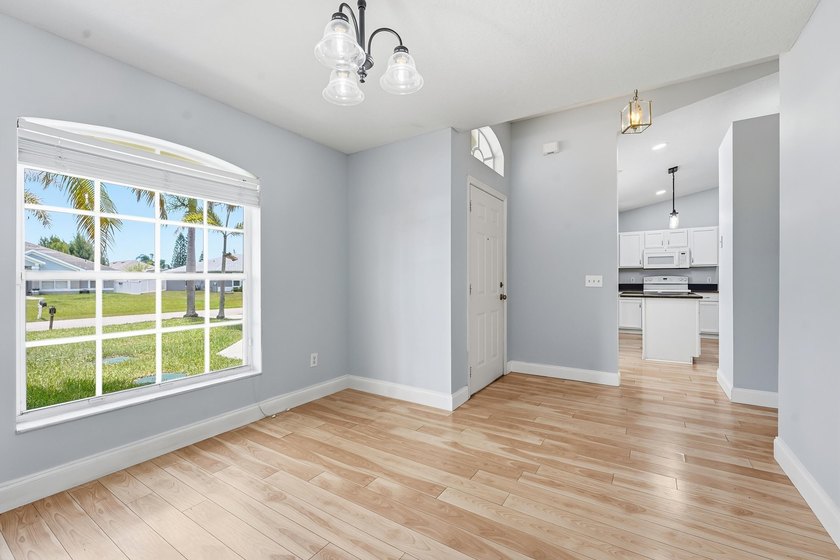 This charming single-story home in the heart of Port St. Lucie - photo 13