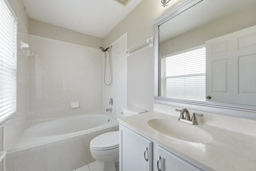 This charming single-story home in the heart of Port St. Lucie - photo 17