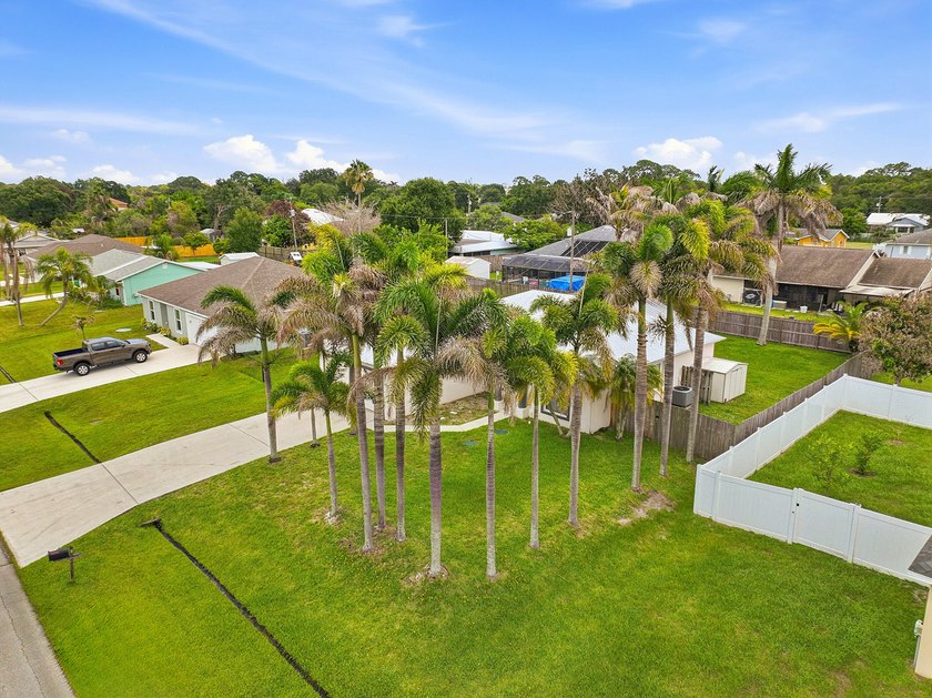This charming single-story home in the heart of Port St. Lucie - photo 35