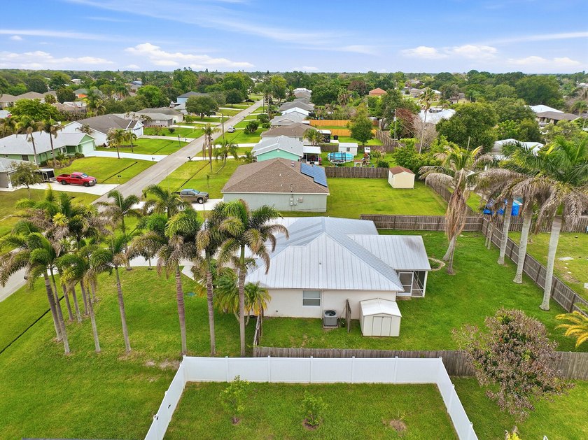 This charming single-story home in the heart of Port St. Lucie - photo 36
