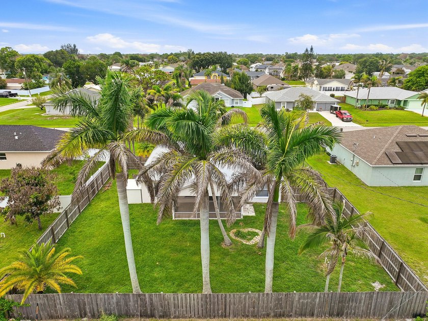 This charming single-story home in the heart of Port St. Lucie - photo 38