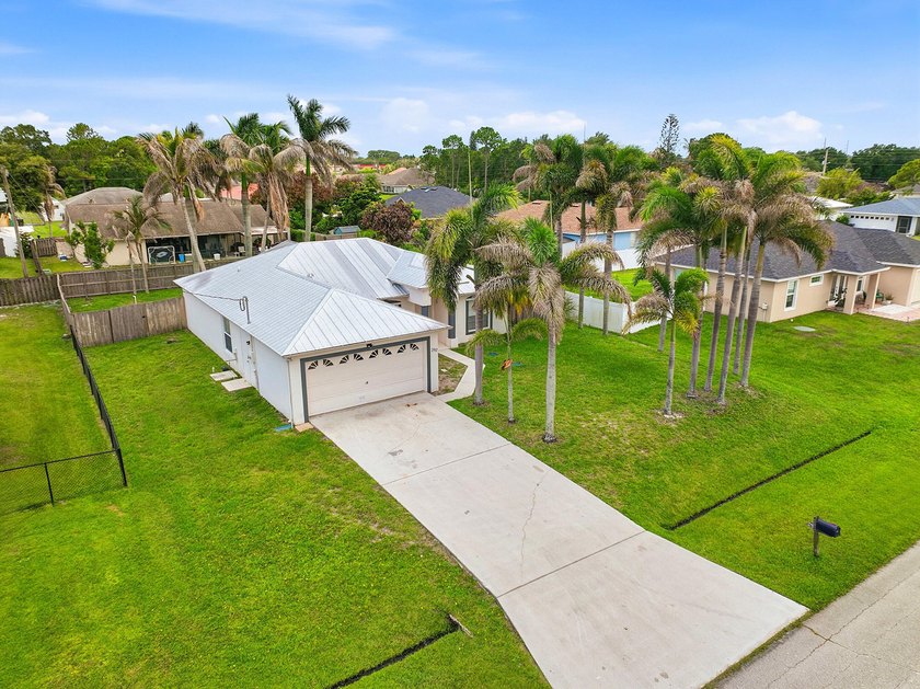 This charming single-story home in the heart of Port St. Lucie - photo 41